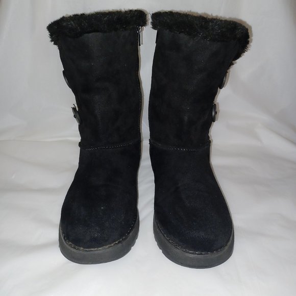 SKECHERS WINTER BOOTS - Picture 1 of 7